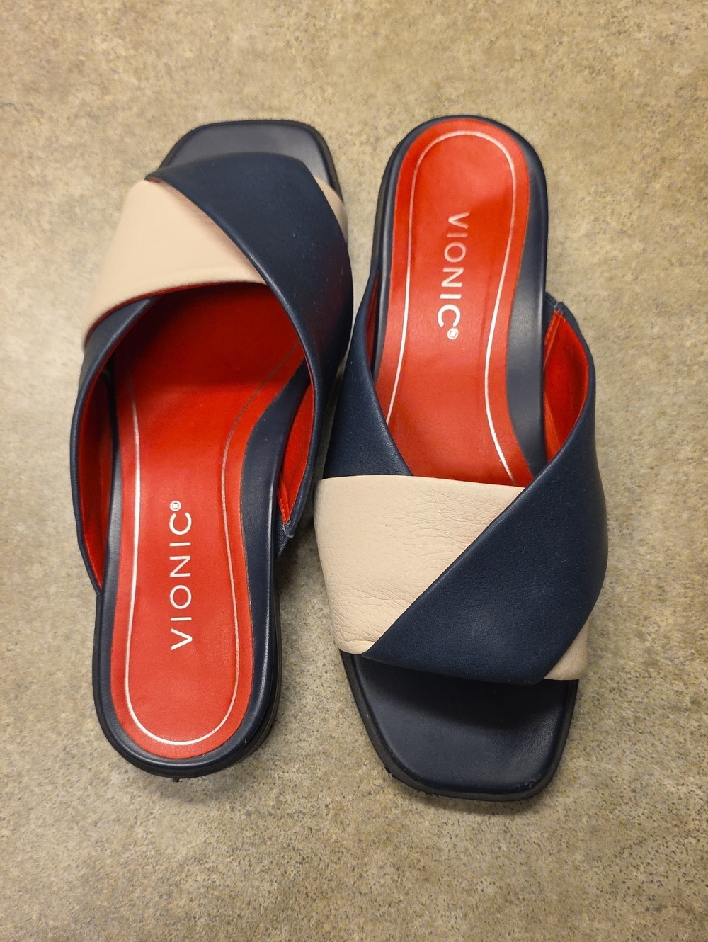 Vionic Women's Two-Tone Navy and White Slip-On Mules, Size 6.5